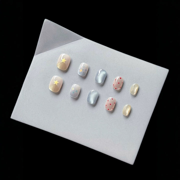 Creative Artistic Press-On Nail Set