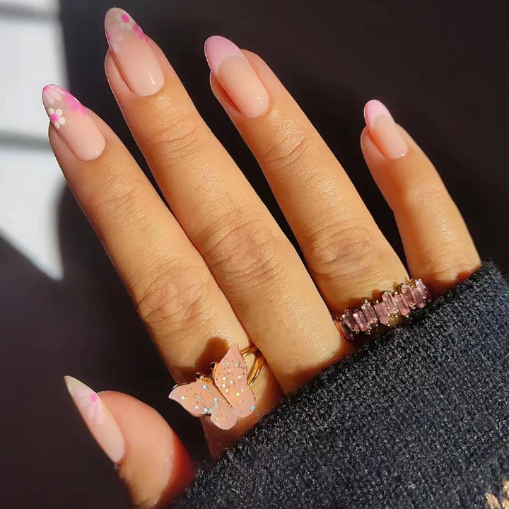 Floral-Inspired Press-On Nail Set Kalsten 1789085994