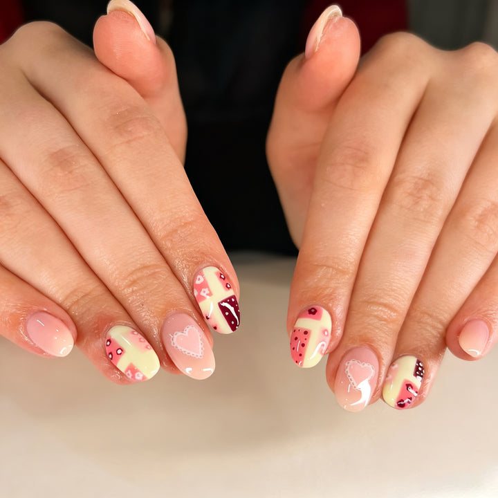 Halloween Nail Art Set with Creative Designs and Sparkling Details Kalsten