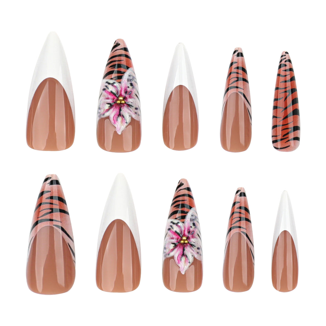 Artful stiletto nails with floral and animal design Kalsten