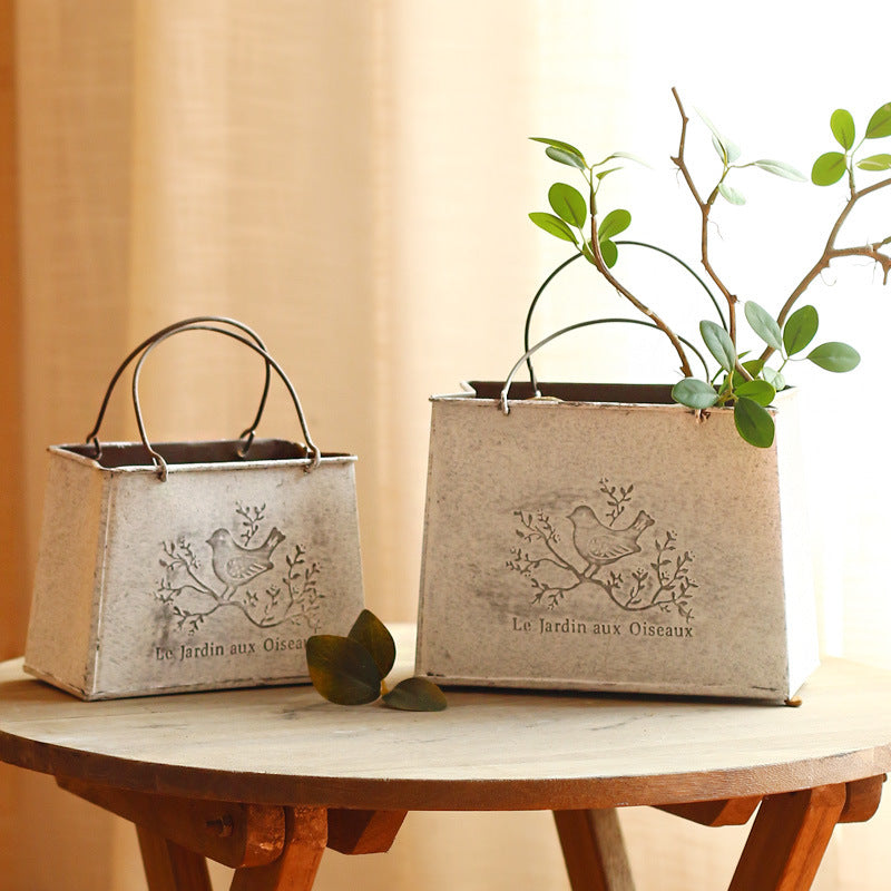 Decorative Garden Container Kalsten