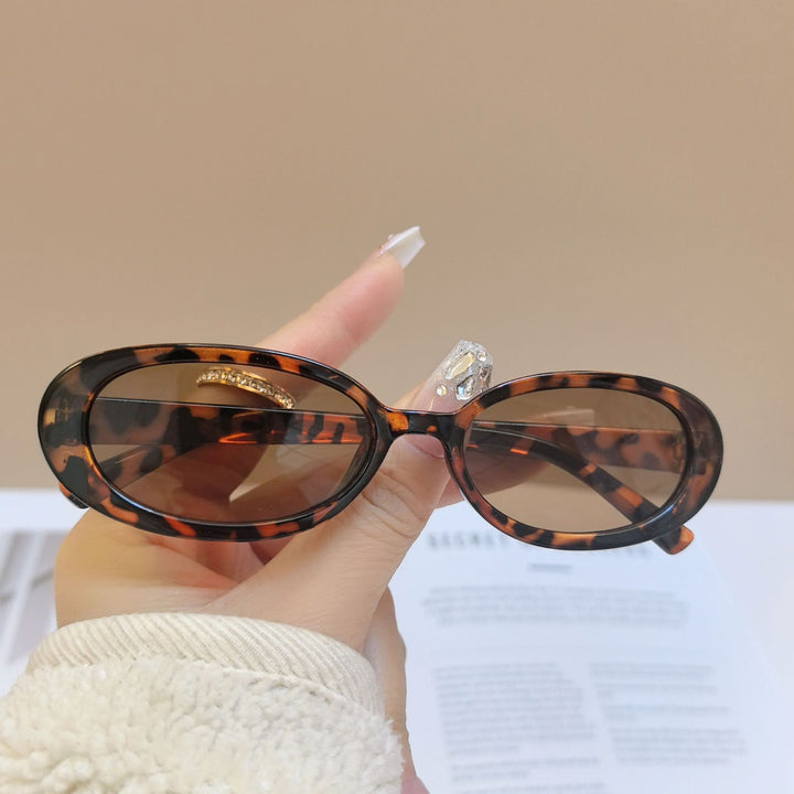 Chic Vintage Oval Sunglasses Kalsten