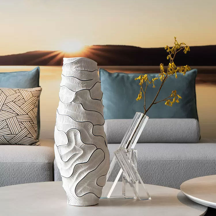 Decorative Leaf-Shaped Centerpiece