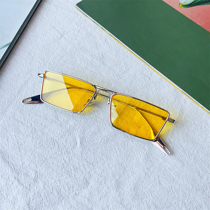 Fashion-Forward Geometric Frame Sunglasses Kalsten