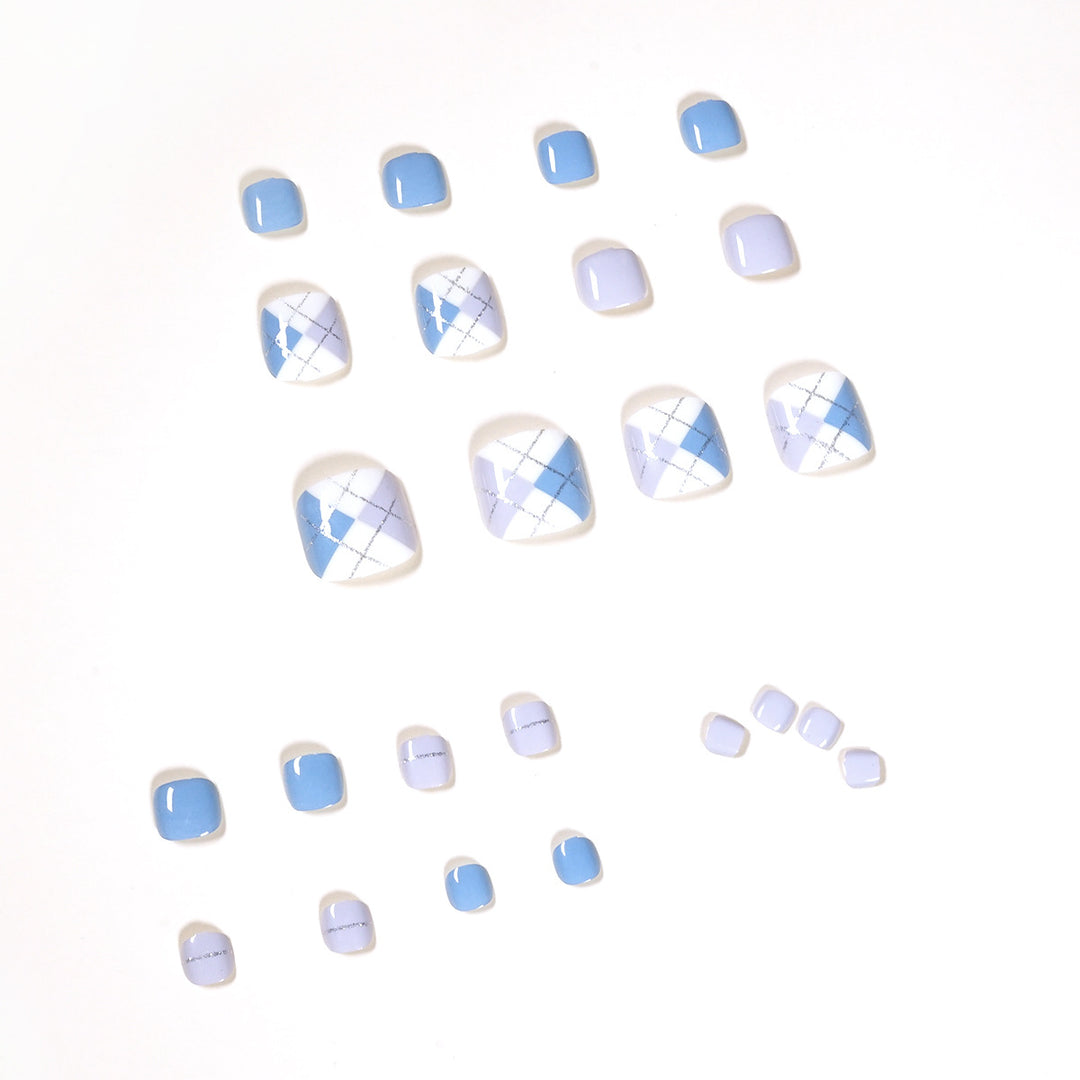 Artful toenail art in modern design Kalsten