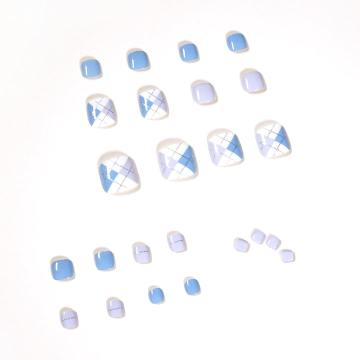 Artful toenail art in modern design Kalsten