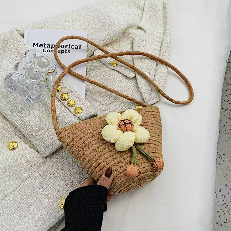Handcrafted shoulder bag with flower applique Kalsten
