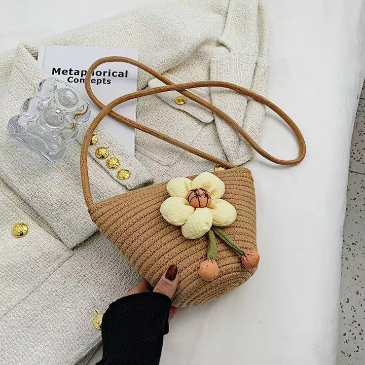 Handcrafted shoulder bag with flower applique Kalsten