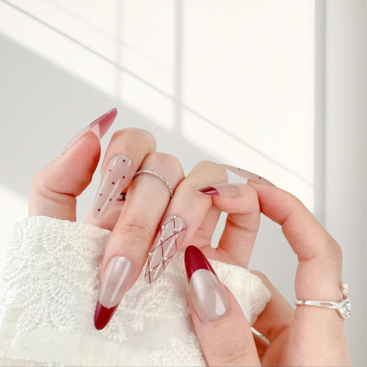 Elegant Artificial Nail Set with Stylish Red Accents Kalsten
