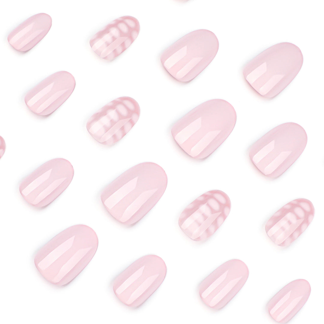 Artistic nail art with elegant lines and delicate design Kalsten