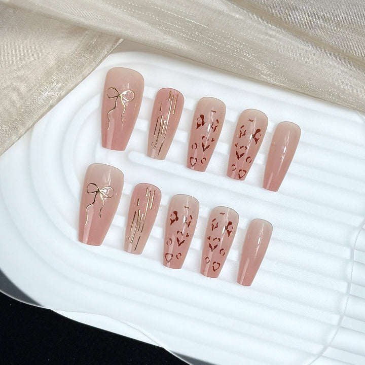 Premium Elegant Nail Art Design Kalsten