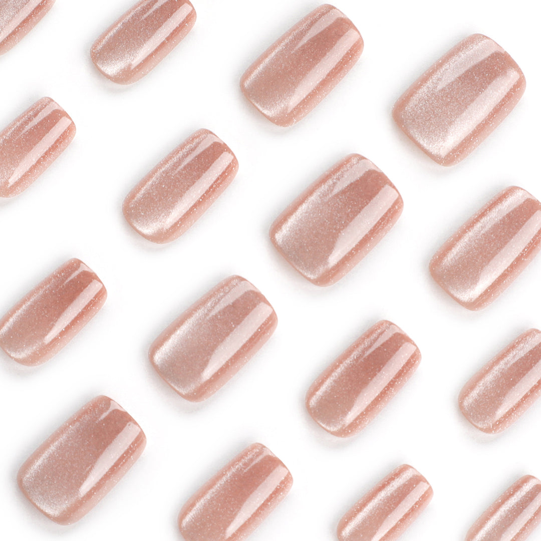 Luxurious gel nails with elegant high-gloss finish Kalsten