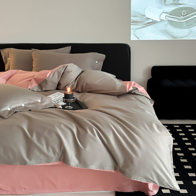 Reversible bedding set made of fine cotton satin with button placket and contrasting back