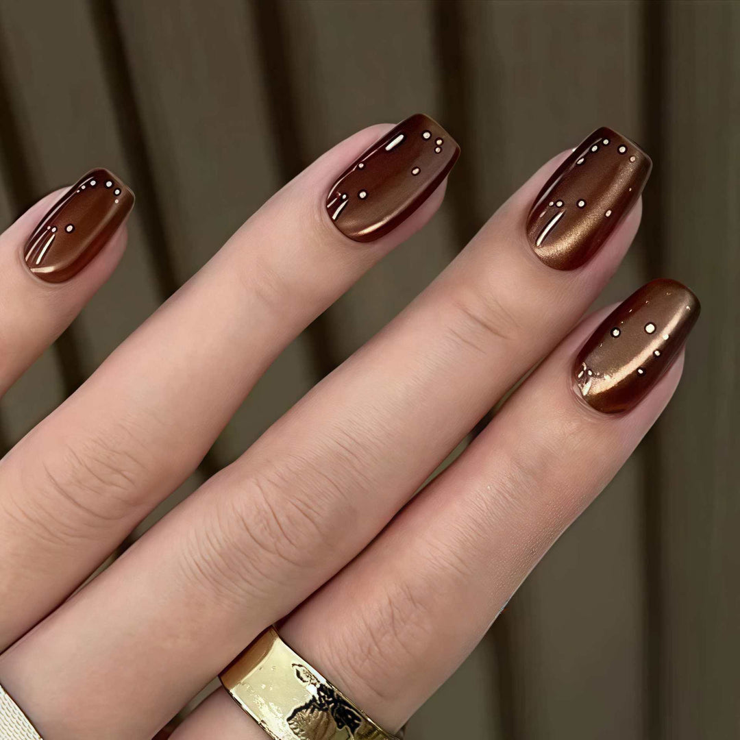 Elegant Press-On Nail Art with Metallic Finish Kalsten