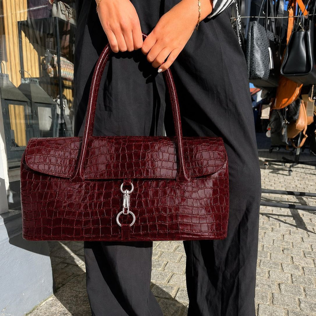 Elegant Crocodile Pattern Handbag