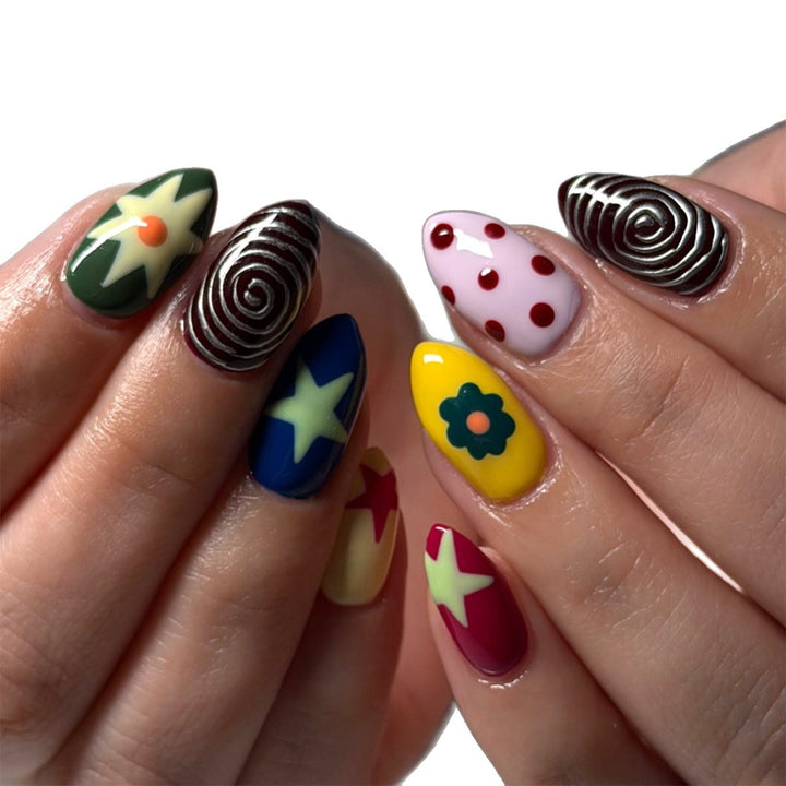 Creative and Colorful Pattern Artificial Nails Kalsten