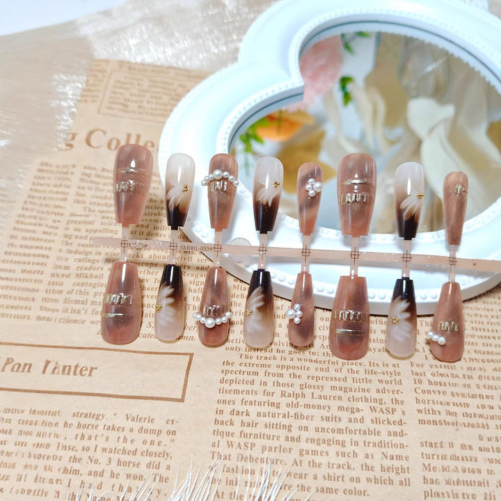 Nail Art Set with Elegant Gradient and Pearled Accents Kalsten