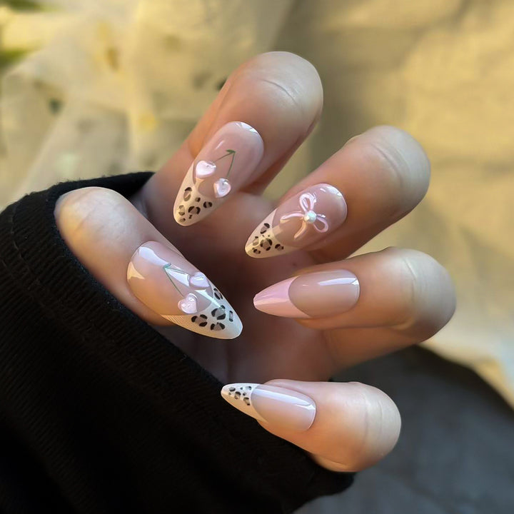 Artistic Press-On Nail Design Set Kalsten