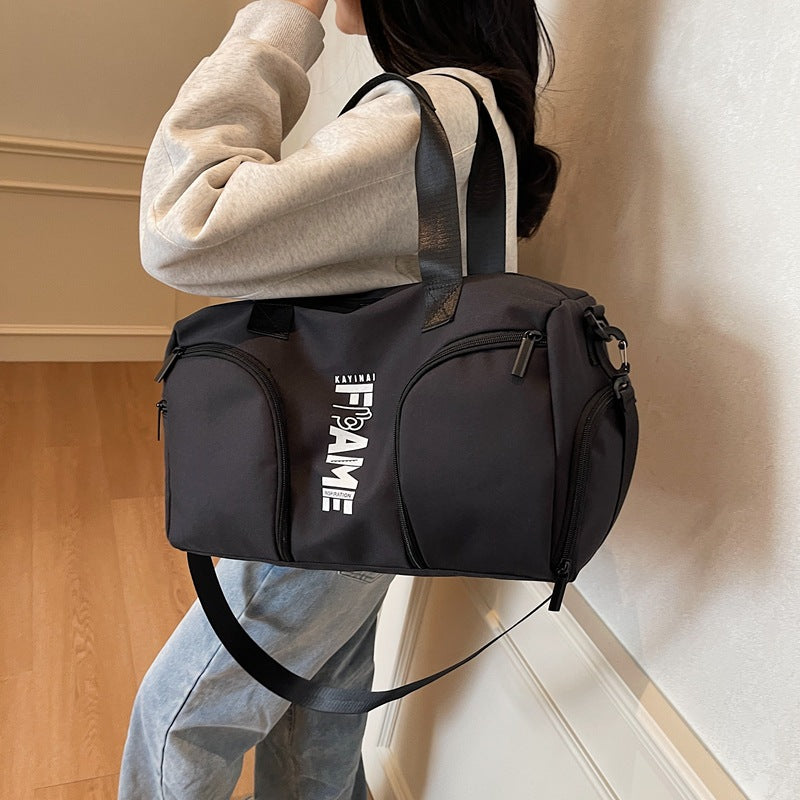 Multi-Pocket Travel Duffle Bag Kalsten