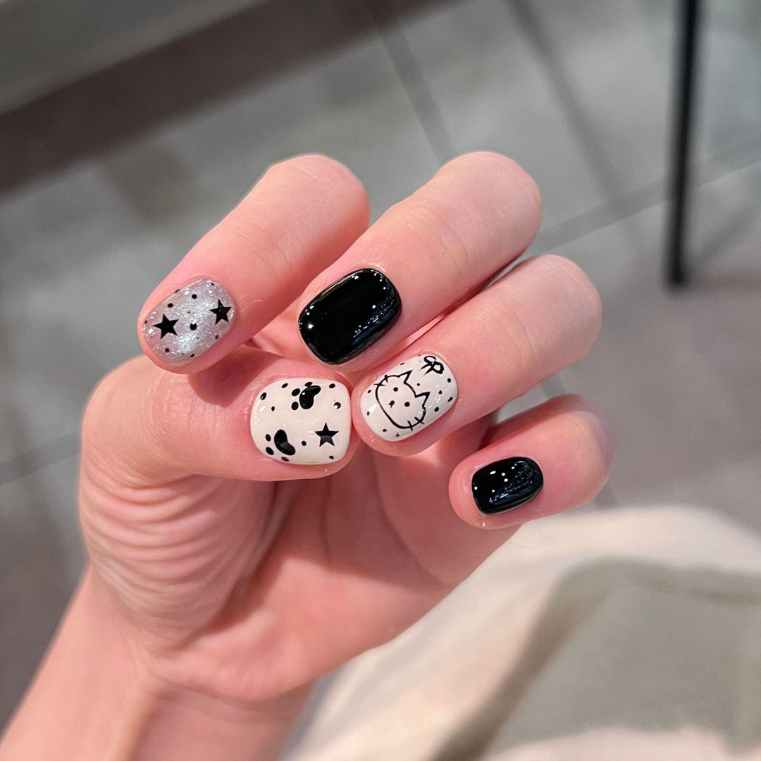 Artificial nails with cat and star design Kalsten