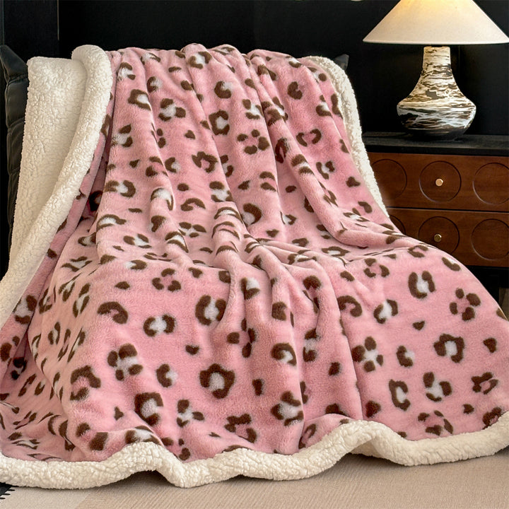 Women's Plush Leopard Print Throw Blanket