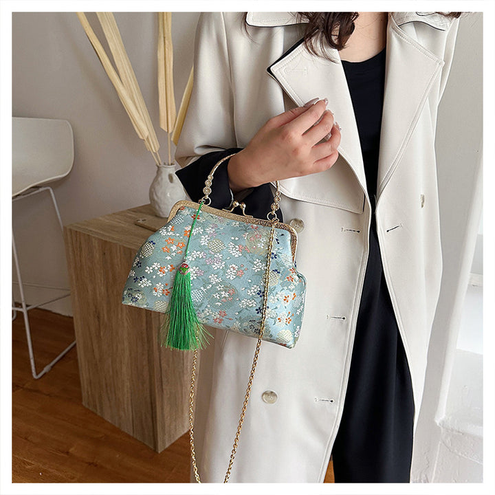 Floral Embroidered Evening Clutch