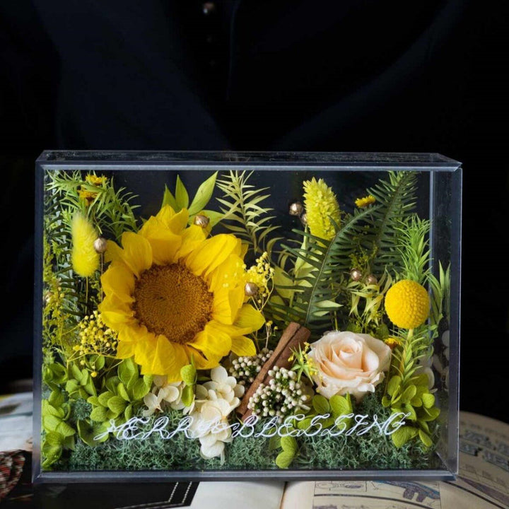 Preserved Floral Display Box