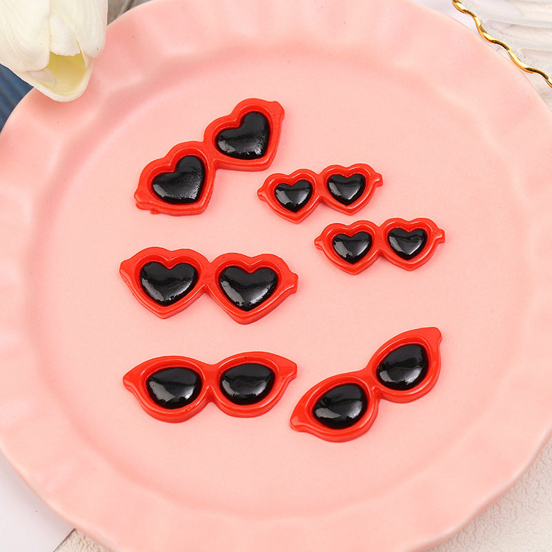 Decorative Heart-Shaped Sunglasses Clips Kalsten