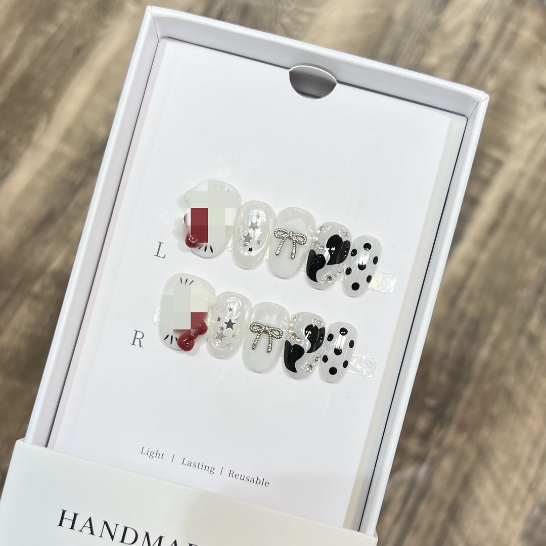 Cartoon-Themed Decorative Press-On Nail Set Kalsten