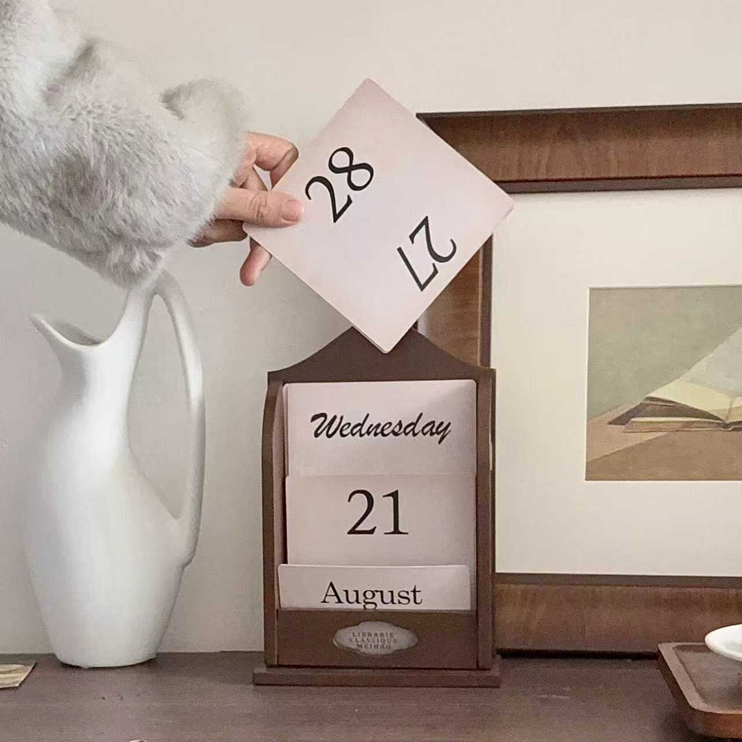 Vintage Desk Calendar Stand