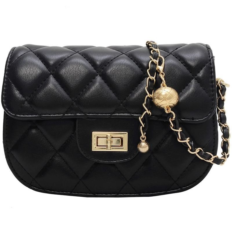 Quilted Elegance Shoulder Bag Kalsten