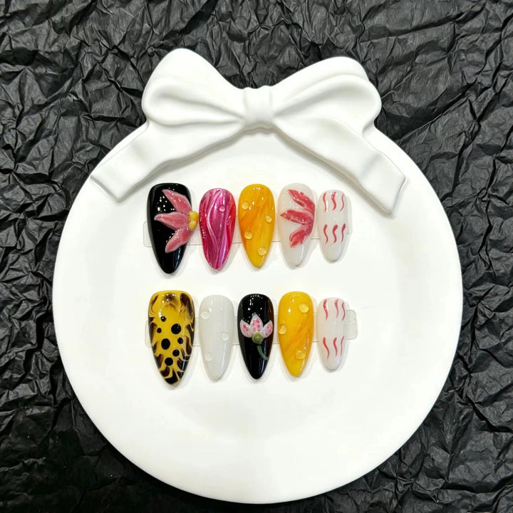 Artistic Floral Themed Press-On Nails