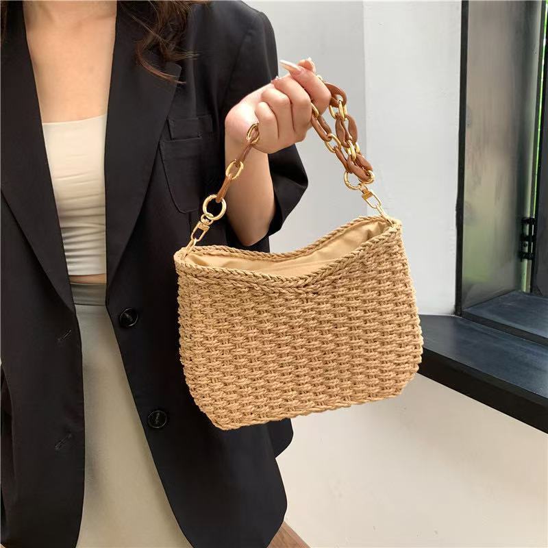 Handbag with chain carry handle Kalsten
