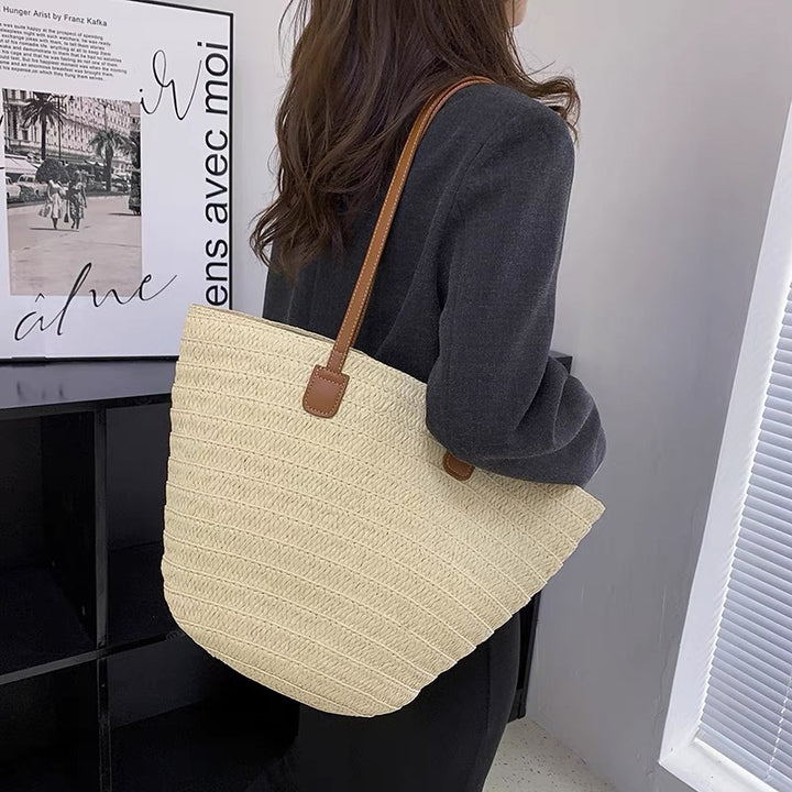 Designer tote bag with elegant faux leather handles Kalsten
