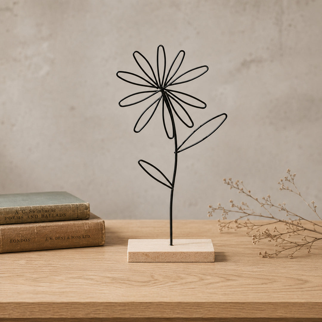 Leaf-shaped Tabletop Decor