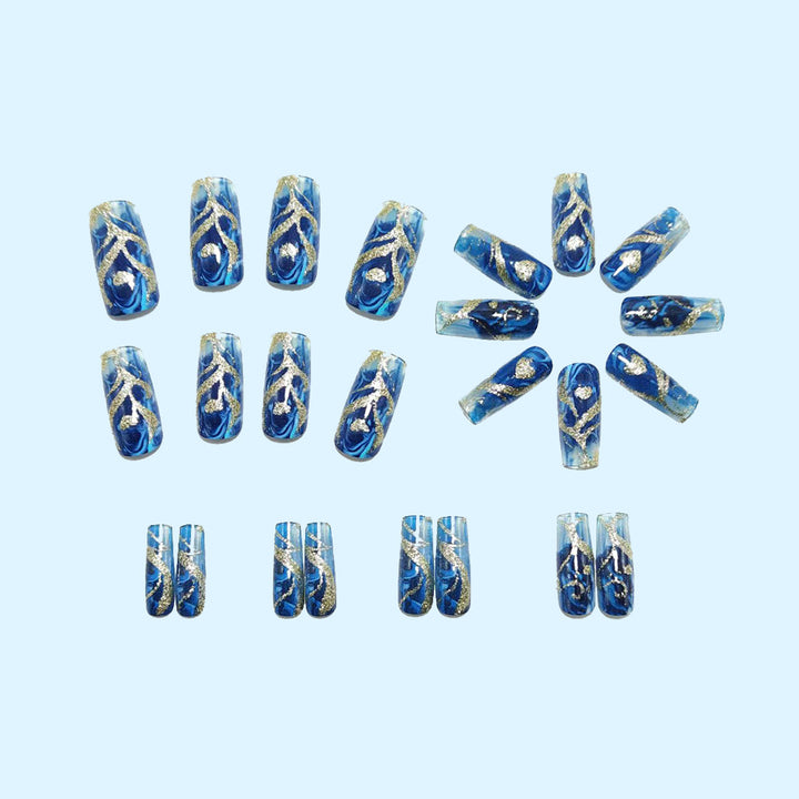 Nail set with floral designs Kalsten