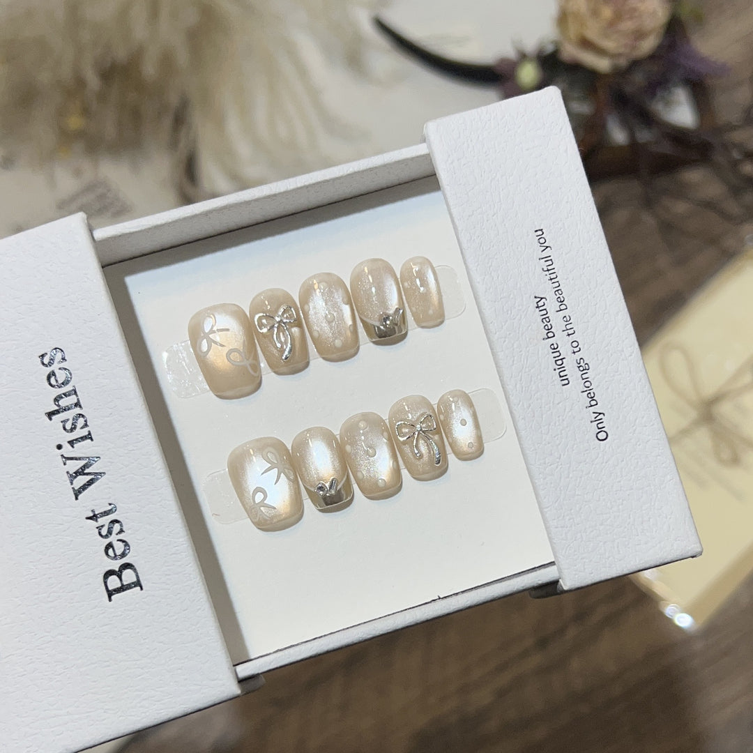 Elegant Bow-Embellished Press-On Nail Art Set Kalsten
