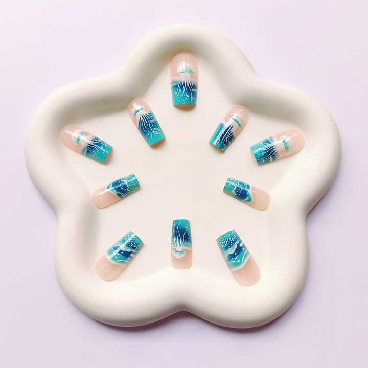 Artificial nails with transparent jellyfish design Kalsten