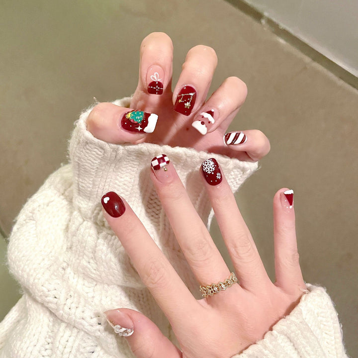 Fun Character-Themed Press-On Nail Art Kalsten