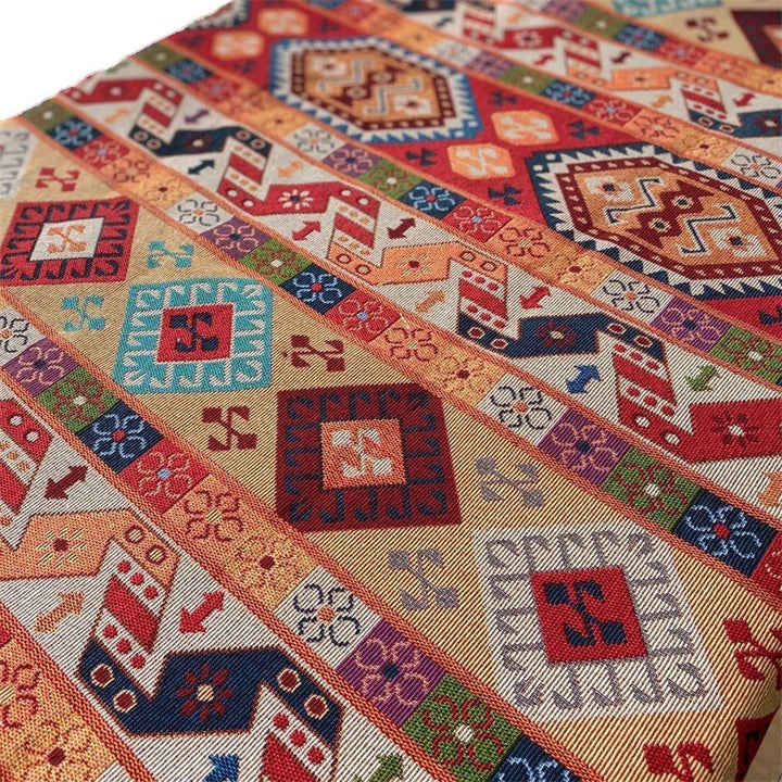 Artistic Floral Patterned Throw Blanket