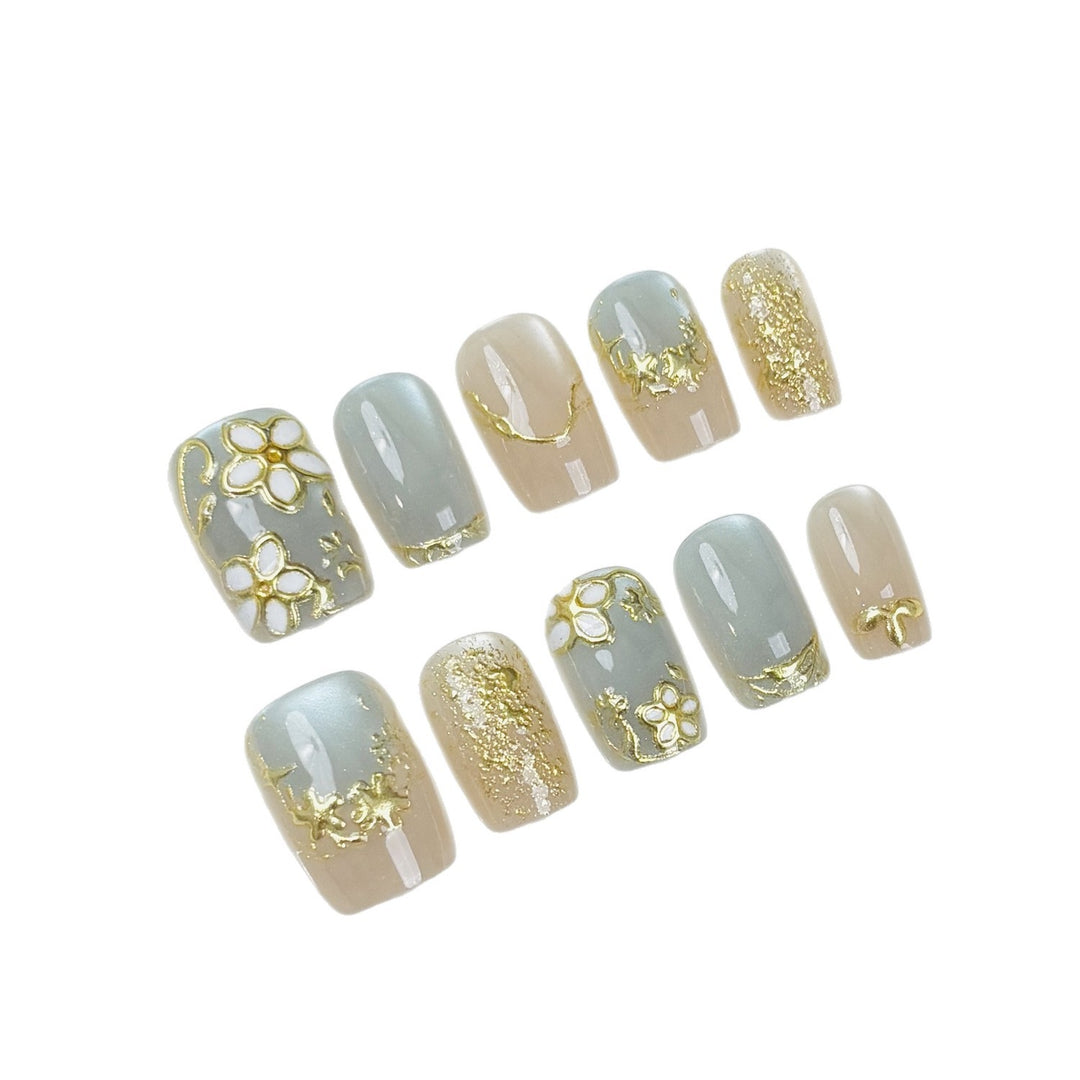 Floral-Themed Press-On Nail Kit Kalsten