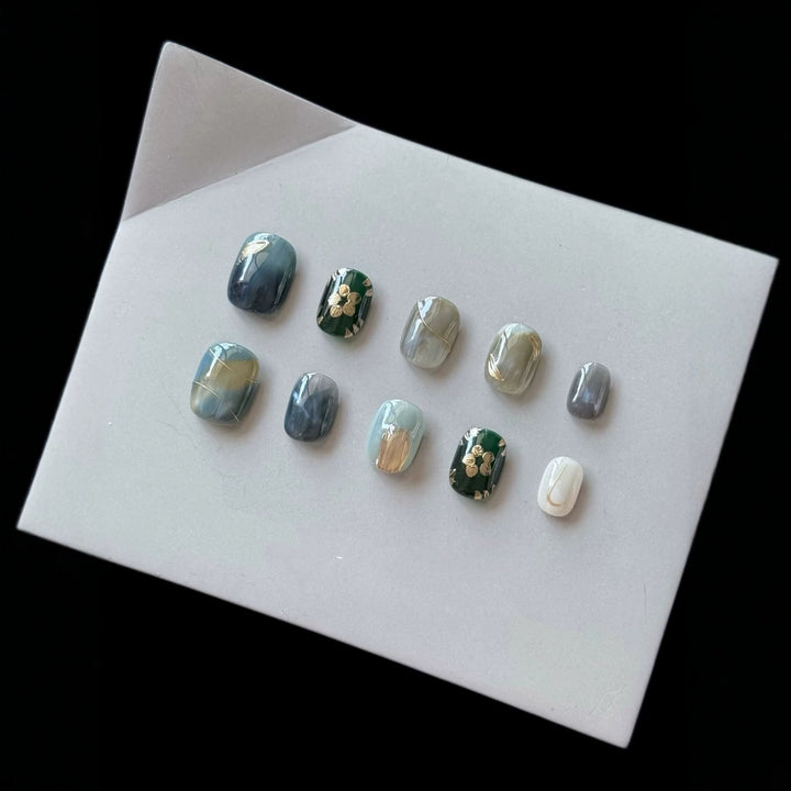 Botanical Floral Press-On Nail Set