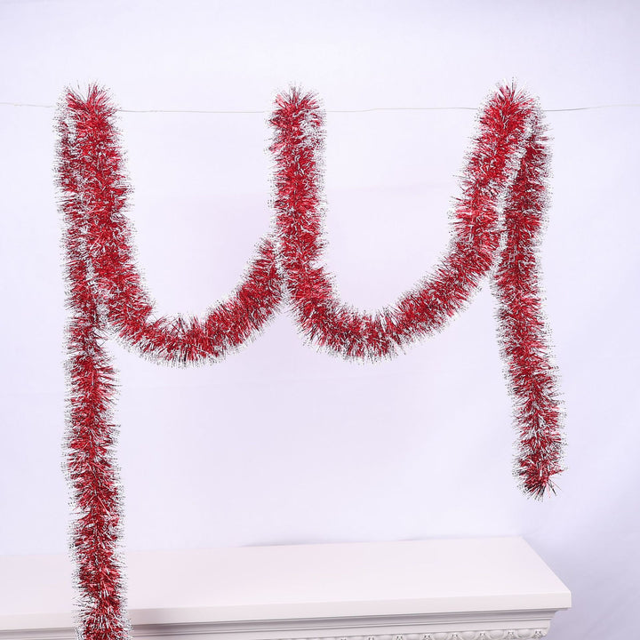 Glittering Christmas garland with snowflake motifs