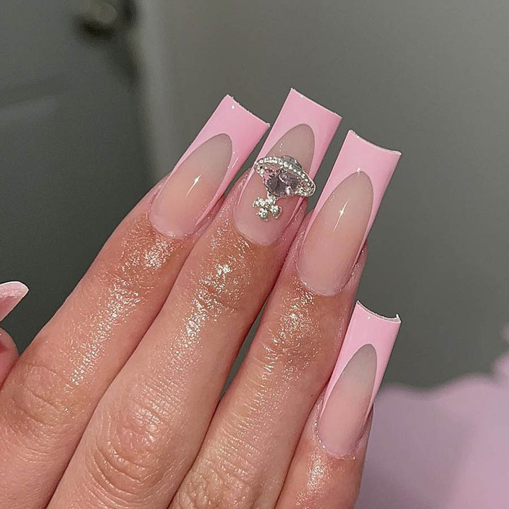 Acrylic nail set with luxurious floral and rhinestone decorations Kalsten