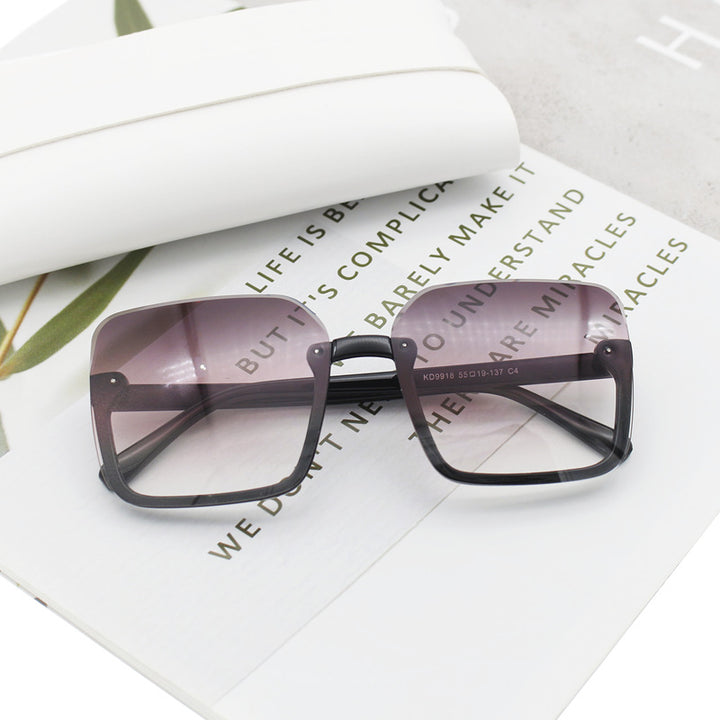 Women’s square sunglasses with extravagant leopard pattern Kalsten