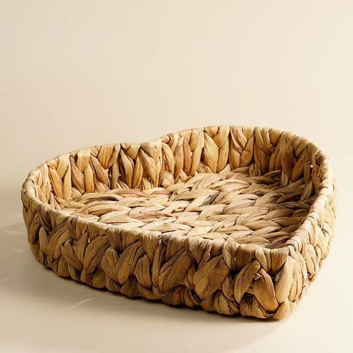 Decorative Heart-Shaped Kalsten