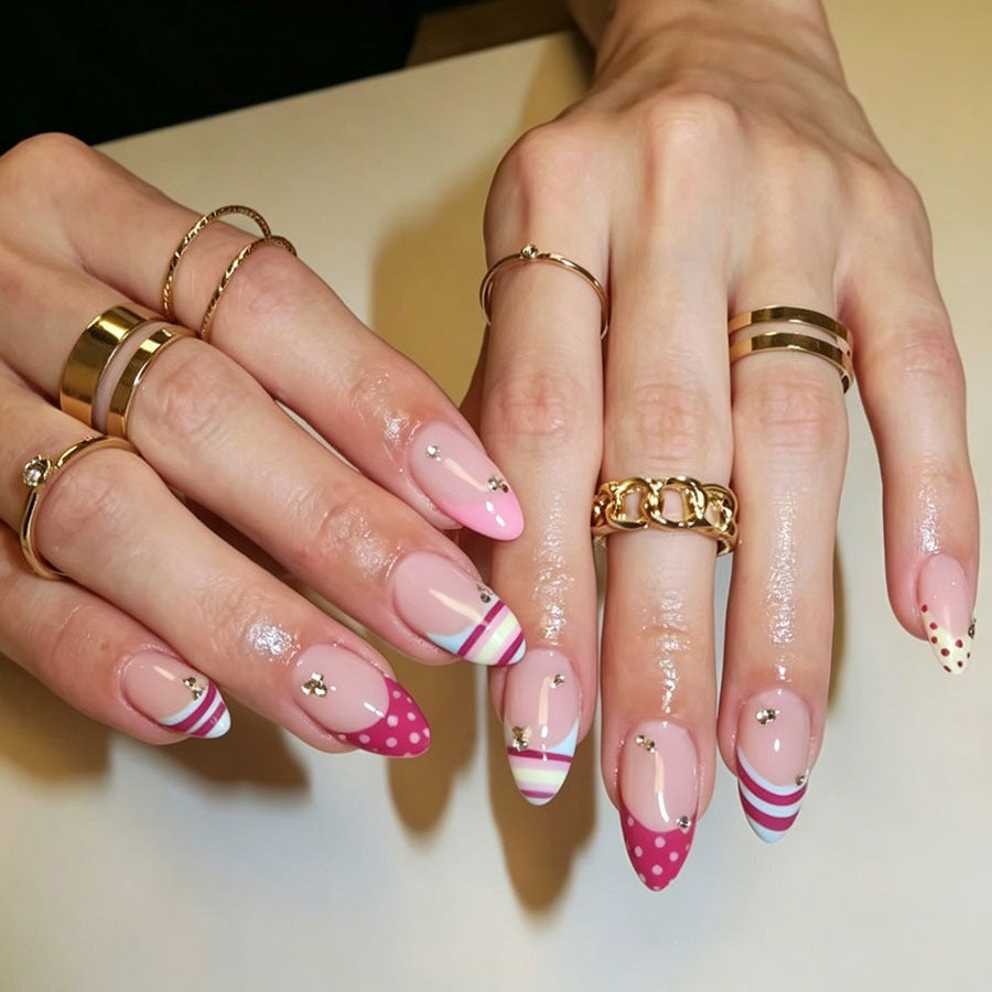 Artificial nail set with elegant 3D details and artistic design Kalsten
