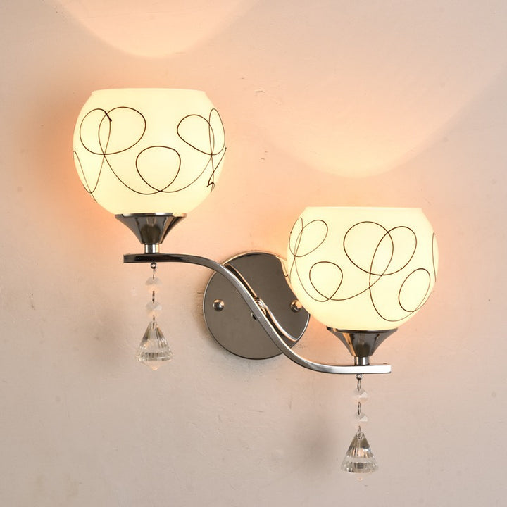 Modern Elegant Dual-Bulb Wall Sconce