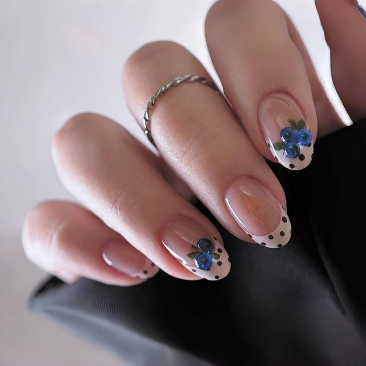 Creative artificial nails with berry pattern Kalsten