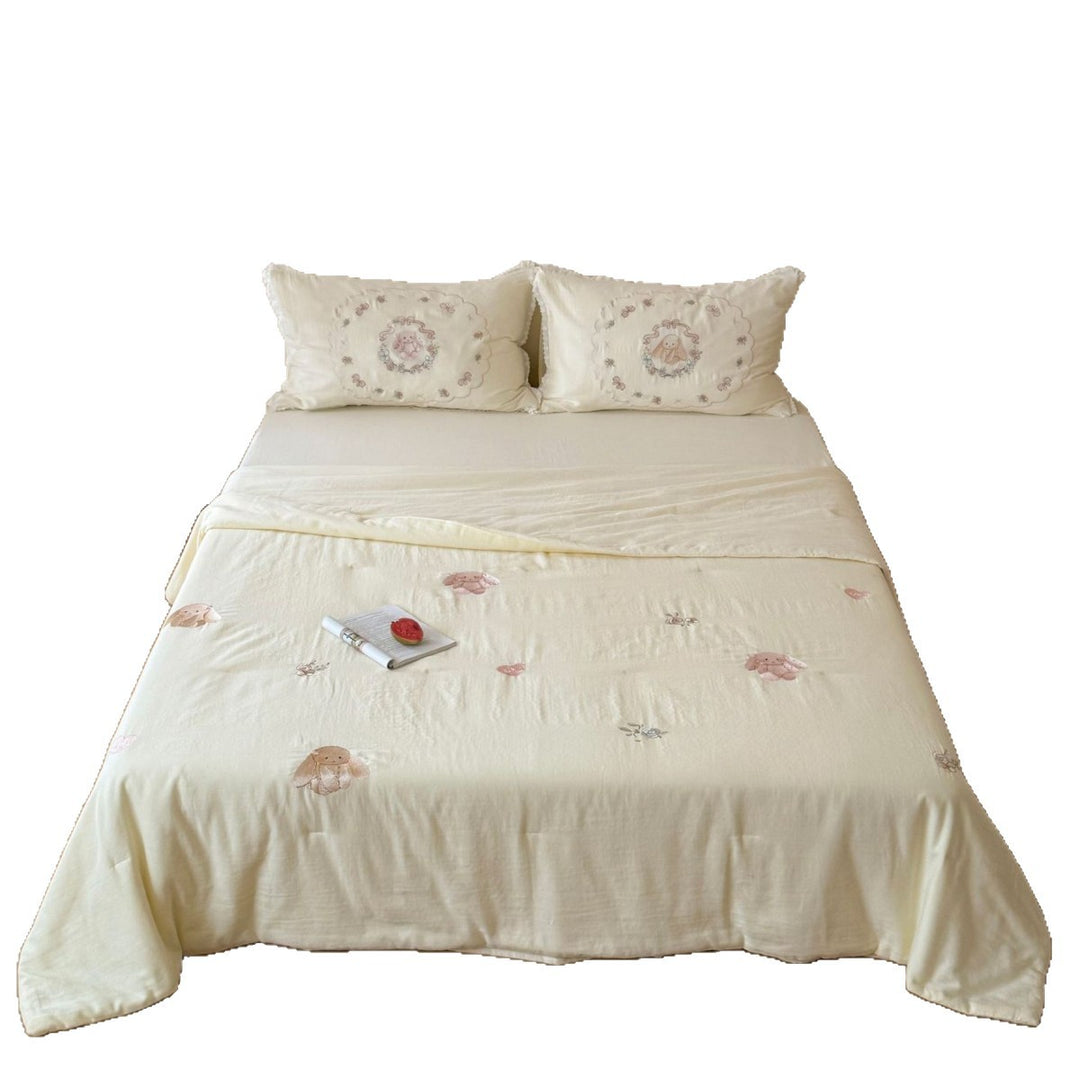 Delicate cotton bed linen set with embroidered pillowcase and fitted sheet Kalsten
